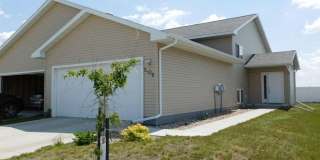 3 Bedroom Townhome! Gallery 1