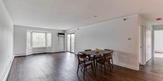 The Markham Gallery 32