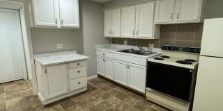 Cozy & Convenient 2BR with Patio Gallery 6