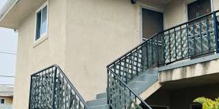 Midtown Ventura - One bedroom, one bath upstairs apartment Gallery 1