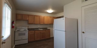 Eleven Oaks Gallery 9