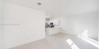 2642 SE 10 street Gallery 30