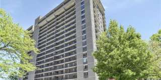 12500 Edgewater Drive Gallery 1