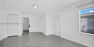 756 W 53rd St Gallery 21