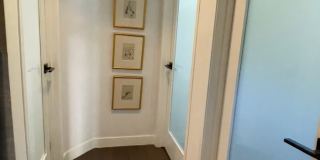 Live in the 90210! Stunning Modern Newly Renovated 2 Bedroom plus bonus room home in Beverly Hills! Gallery 37