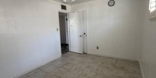 8619 N 30TH Drive Gallery 10