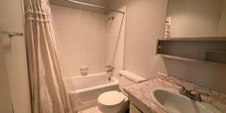 5618 B Street Quad Gallery 6