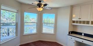 Beautiful Lakefront Home in the Vineyard! 55+ community Gallery 17