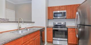 Creekside At Palmer Park Apartments Gallery 13