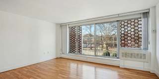 800 4th Street SW #S106 Gallery 10