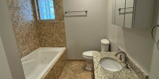 1231 Bardstown Road Gallery 22