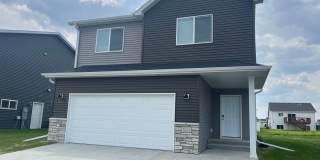 3 Bed 2 Bath Single Family Home Gallery 1