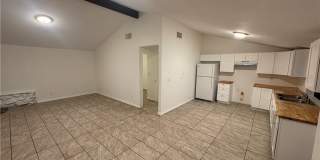 1396 Garnet Gallery 2