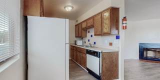 8000 Grand Avenue NE Gallery 25