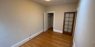 Epic REA - Spacious Light-filled Corner House 4BD/ 2BA Gallery 28