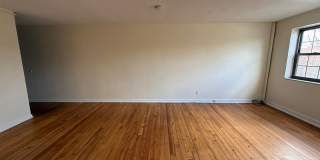 5424 Fifth Avenue Gallery 114