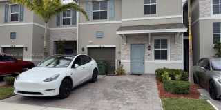 1842 SE 7th Ter Gallery 1