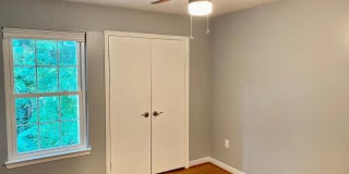 BURKE CENTER - BEAUTIFULLY UPDATED 3 LEVEL TOWNHOUSE WITH GARAGE BURKE CENTER - BEAUTIFULLY UPDATED 3 LEVEL TOWNHOUSE WITH GARAGE Gallery 10