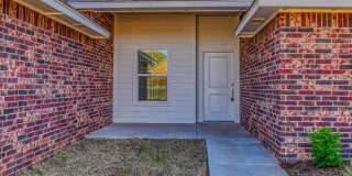 Four bedroom in Stone Lake! Gallery 4
