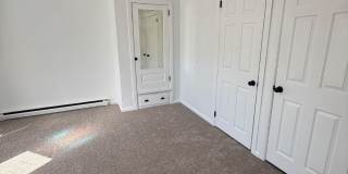 33 E 4TH Street Gallery 13