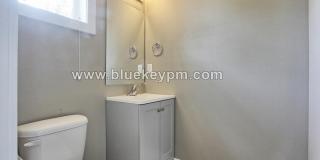 2 Bed, 2.5 Bath Townhome on Broadway and E. 28th Street Gallery 7