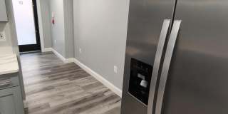 700-8 N MARSHALL Street Gallery 9