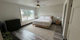 Month-to-Month 3bed 2.5 bath Whitefish Townhouse for rent - Walking distance to downtown. Gallery 17