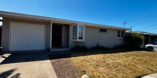 Beautiful Remodeled 2 bed 1 bath Gallery 1