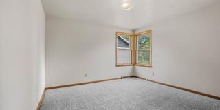 4 Bedroom Remodeled with 2 Stall Detached Garage 4 Bedroom Remodeled with 2 Stall Detached Garage Gallery 20