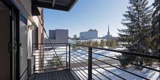 1Bd/1Ba with Heated Parking, Stainless Steel Appliances, and Pool Access Gallery 19