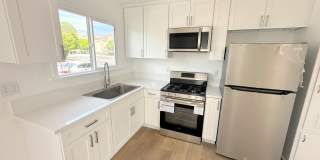 2bd/1ba in Sherman Oaks w/ parking, washer/dryer in unit! Gallery 4