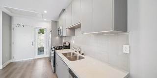 1223 Hayworth Avenue Gallery 1