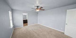 Modern 4-Bed Home with Open Layout in New Braunfels - Realtor Commission: $500 Gallery 23