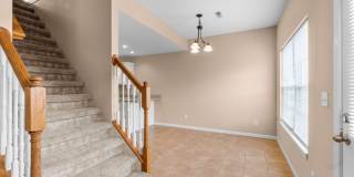 Spacious Duplex in Cape Gallery 12