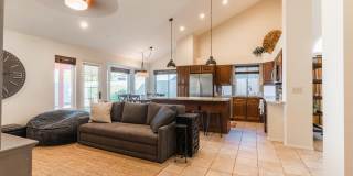 2322 E MILLBRAE Court Gallery 26