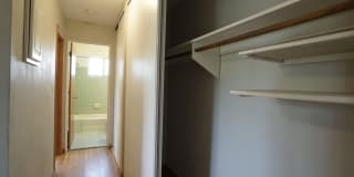 Como Lakes Apartments Gallery 24