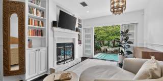 302 NW 16th Street Gallery 28