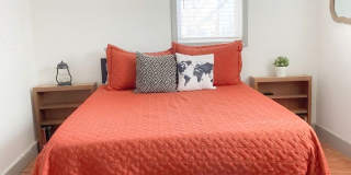Charming & Cozy 3BR Home with Modern Touches in Quiet Des Moines Neighborhood Gallery 8
