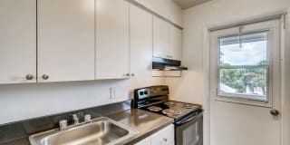 Spectra at Plantation Gallery 9