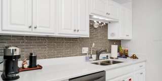 363 HARBOR DR Gallery 10