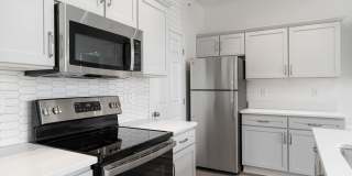 The Charleston Gallery 21