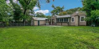 CHARMING ALAMO HEIGHTS COTTAGE Gallery 25
