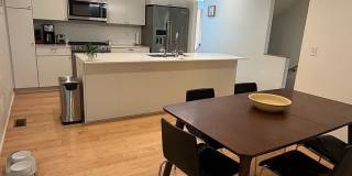 Spacious Pet-Friendly 4BR Home Near Downtown & UVA Gallery 5