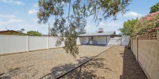 Beautifully Remodeled - Modern Duplex Gallery 26