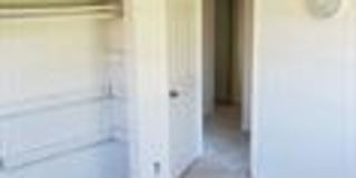 529 6th Street Gallery 17