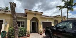 3279 NE 11th Dr Gallery 1