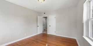 Berkeley Place Gallery 9