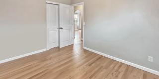 SLOAN'S LAKE: 2-BEDROOM UNIT WITH HIGH-END FINISHES Gallery 20