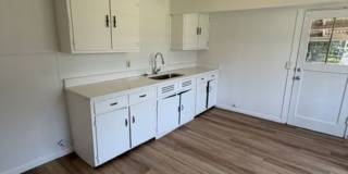 Remodeled 2 Bedroom 1 Bath- East Waco Gallery 4