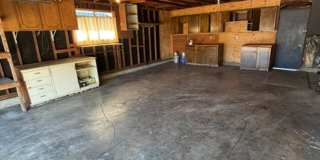 3 Bedroom Home N side of Newberg Gallery 16